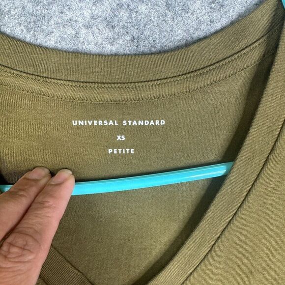 Universal Standard V-Rex Petite short sleeve t-shirt XS cotton modal Green - Picture 5 of 7